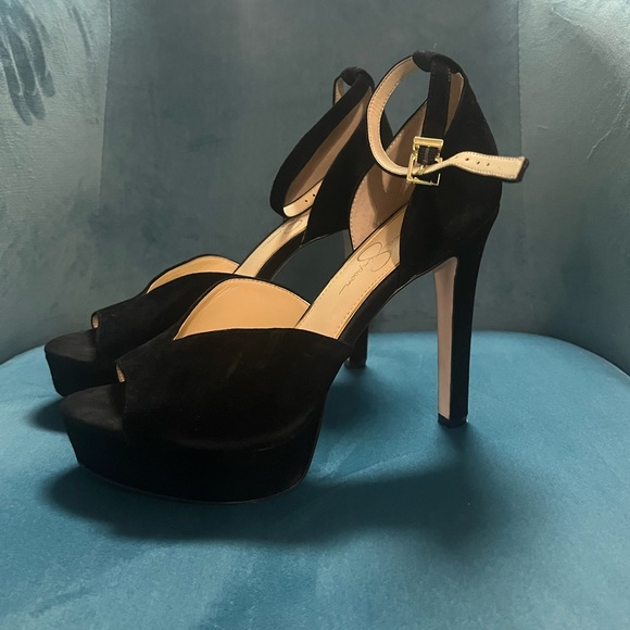 Black platform heels - Picture 1 of 5